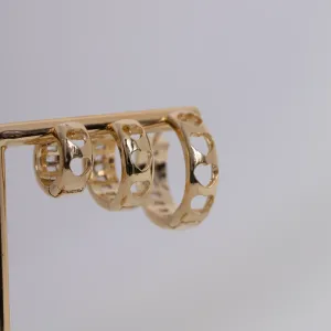 BRINCO ARGOLA G COM ZIRCÔNIAS NAVETE CRISTAIS BANHO OURO 18K