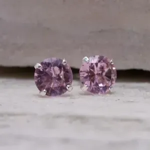 BRINCO PONTO DE LUZ ZIRCÔNIA ROSA CLARO BANHO PRATA