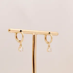 BRINCO ARGOLINHA COM PINGENTE PONTO DE LUZ BANHO OURO 18K