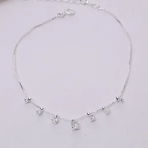 TORNOZELEIRA COM ZIRCÔNIAS QUADRADAS CRISTAL BANHO PRATA