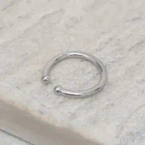 ANEL REGULÁVEL LISO E COM 2 ESFERAS BANHO PRATA