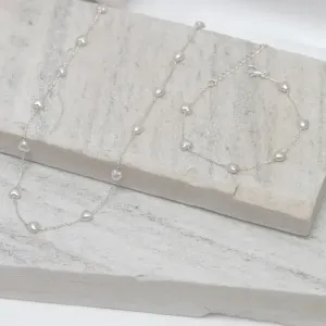 CONJUNTO CORAÇÕES DE PÉROLAS BANHO PRATA