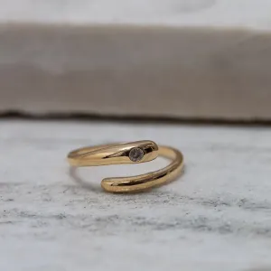 ANEL LISO DUPLO COM ZIRCÔNIA BANHO OURO 18K
