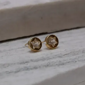 BRINCO CÍRCULO COM ESTRELA CRISTAL BANHO OURO 18K