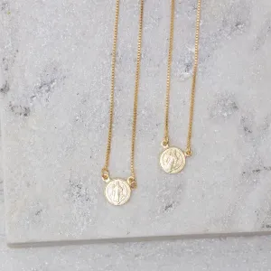 COLAR ESCAPULÁRIO REDONDO SÃO BENTO BANHO OURO 18K