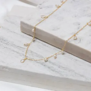 COLAR LONGO DE PÉROLAS COM GOTAS EM CRISTAIS BANHO OURO 18K