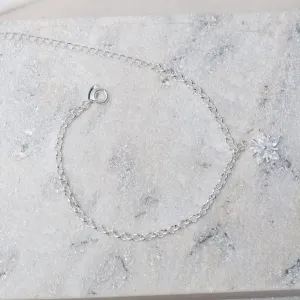 PULSEIRA ELO PORTUGUÊS COM FLOR CRISTAL BANHO PRATA