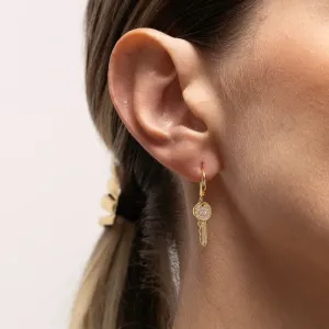 BRINCO ARGOLA PINGENTE CHAVE CRAVEJADA BANHO OURO 18K
