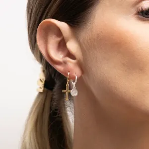 BRINCO ARGOLINHA COM CRUZ LISA BANHO OURO 18K