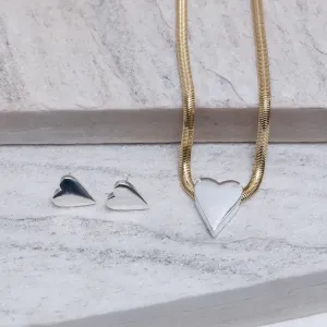 CONJUNTO MALHA ALEMÃ COM CORAÇÃO PRATA BANHO OURO 18K