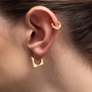 BRINCO ARGOLA QUADRADA LISA BANHO OURO 18K