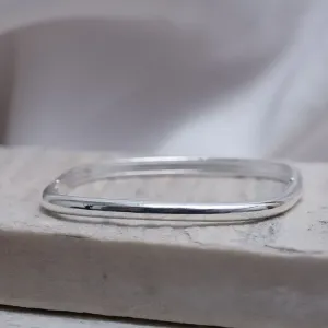 BRACELETE QUADRADO LISO BANHO PRATA