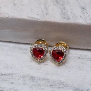 BRINCO CORAÇÃO M COM PEDRA VERMELHO RUBI BANHO OURO 18K