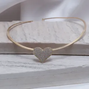COLAR ARO ACHATADO COM CORAÇÃO CRAVEJADO BANHO OURO 18K