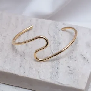 BRACELETE ORGÂNICO TORCIDO BANHO OURO 18K