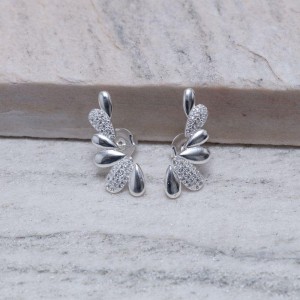 BRINCO EAR CUFF FOLHAS LISAS E CRAVEJADAS BANHO PRATA