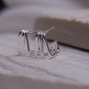BRINCO ARGOLA TRIPLA BANHO PRATA