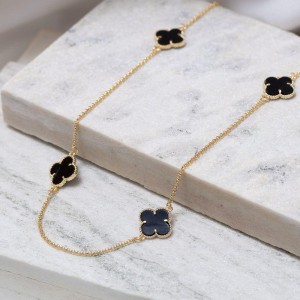 COLAR LONGO VIRGINIA PRETO BANHO OURO 18K
