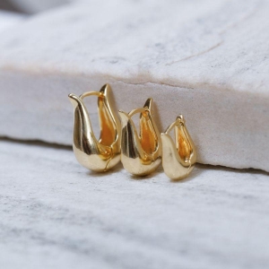 BRINCO ARGOLA HARPA P GROSSA BANHO OURO 18K