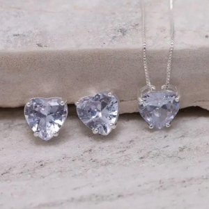 CONJUNTO CORAÇÃO PONTO DE LUZ CRISTAL BANHO PRATA