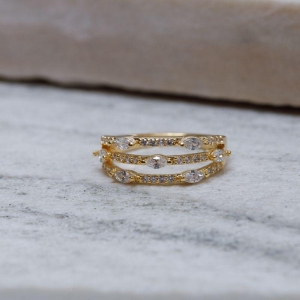 ANEL TRÊS FILEIRAS CRAVEJADAS BANHO OURO 18K