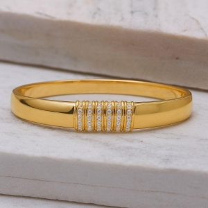 BRACELETE COM ZIRCÔNIAS CRISTAIS BANHO OURO 18K