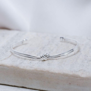 BRACELETE NÓZINHO P BANHO PRATA