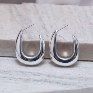 BRINCO ARGOLA GOTA U LISO BANHO PRATA