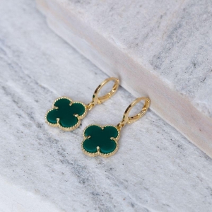 BRINCO ARGOLINHA VIRGINIA G VERDE BANHO OURO 18K