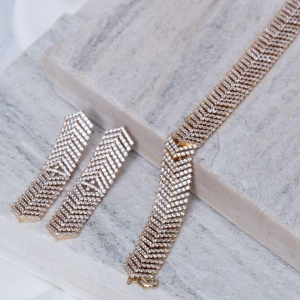 CONJUNTO BRINCO E PULSEIRA CRAVEJADOS COM ZIRCÔNIAS CRISTAIS BANHO OURO 18K