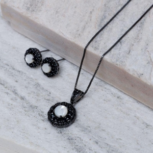 CONJUNTO MADRE PÉROLA BANHO RÓDIO NEGRO