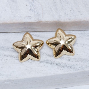 BRINCO ESTRELA DO MAR ABAULADA BANHO OURO 18K