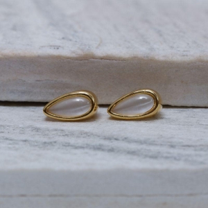 BRINCO GOTINHA MADRE PÉROLA BANHO OURO 18K