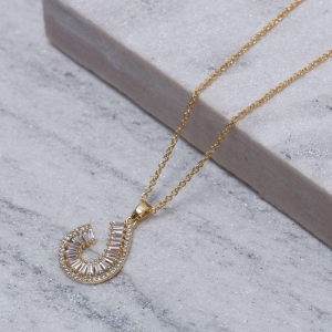 COLAR COM ZIRCÔNIAS NAVETE CRISTAIS BANHO OURO 18K