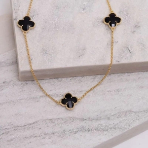 CHOKER TREVO PEDRA PRETA BANHO OURO 18K
