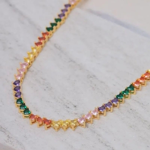 COLAR RIVIERA CORAÇÃO COM ZIRCÔNIAS COLORIDAS BANHO OURO 18K