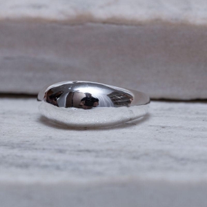 ANEL LISO ABAULADO M BANHO PRATA