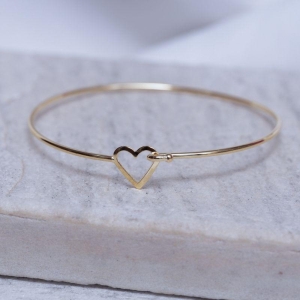 BRACELE FINO COM FECHO CORAÇÃO BANHO OURO 18K