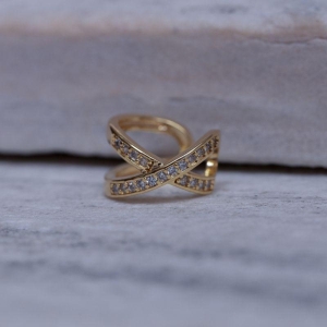 BRINCO FAKE INFINITE CRAVEJADO BANHO OURO 18K