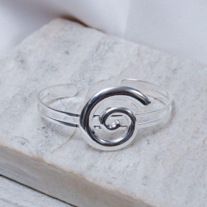 BRACELETE CONCHA ESPIRAL BANHO PRATA