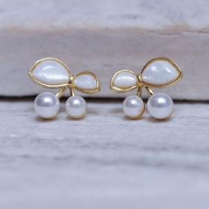 BRINCO CHERRY COM PÉROLAS BANHO OURO 18K