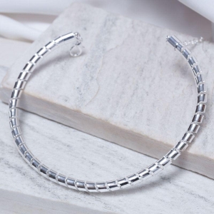 COLAR ARO RETORCIDO BANHO PRATA