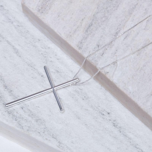 COLAR CRUZ GRANDE LISA BANHO PRATA