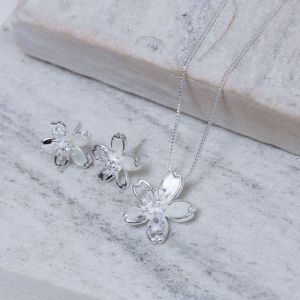 CONJUNTO FLOR DE NARCISO BANHO PRATA