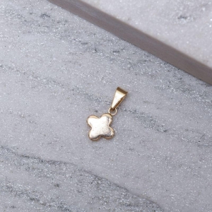 PINGENTE TREVO LISO PP BANHO OURO 18K