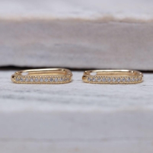 BRINCO ARGOLA OVAL CRAVEJADA G BANHO OURO 18K