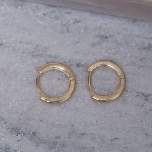BRINCO ARGOLINHA LISA M BANHO OURO 18K