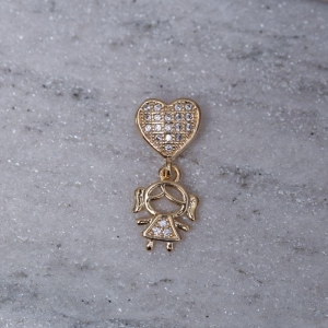 PINGENTE FILHOS MENINA E CORAÇÃO BANHO OURO 18K