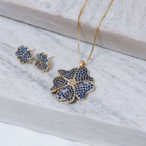 CONJUNTO FLOR ZIRCÔNIA AZUL ROYAL BANHO OURO 18K