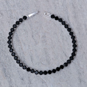 PULSEIRA RIVIERA COM PEDRAS NEGRAS BANHO PRATA